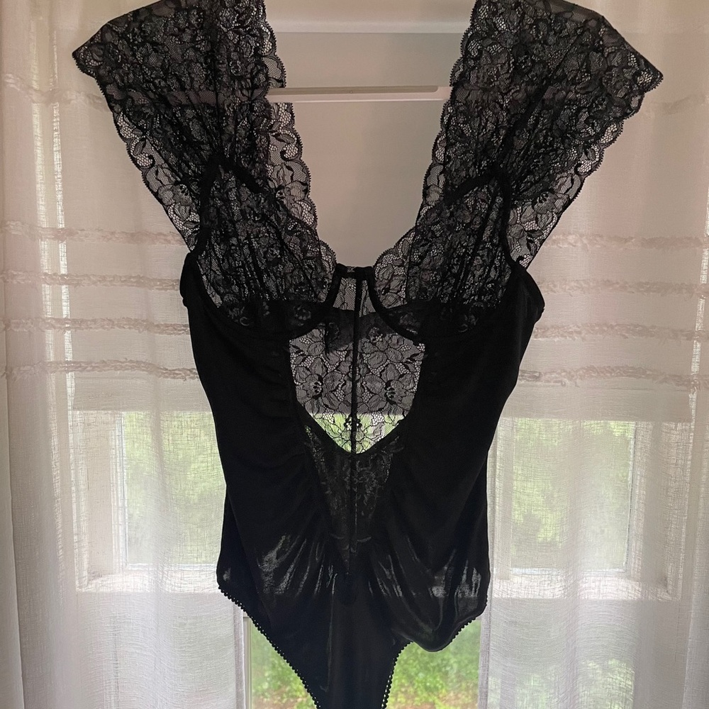 Free People Women’s Lace Bodysuit